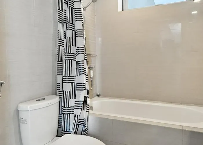 Apartamento 16th Floor Uptown Parksuites Tower 1